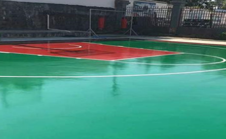 朝阳篮球场翻新地面